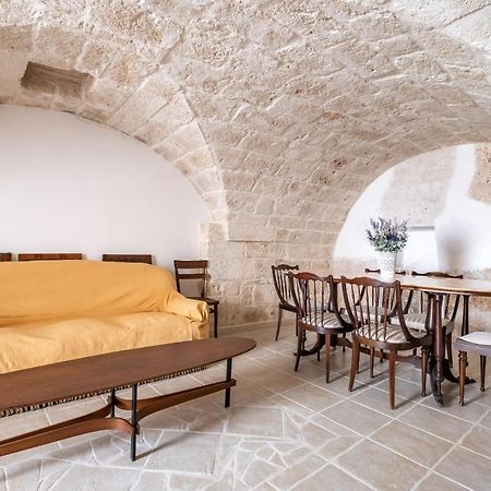 Dimora Lucrezia - Big & Central Apatment With Parking Ostuni Exterior foto